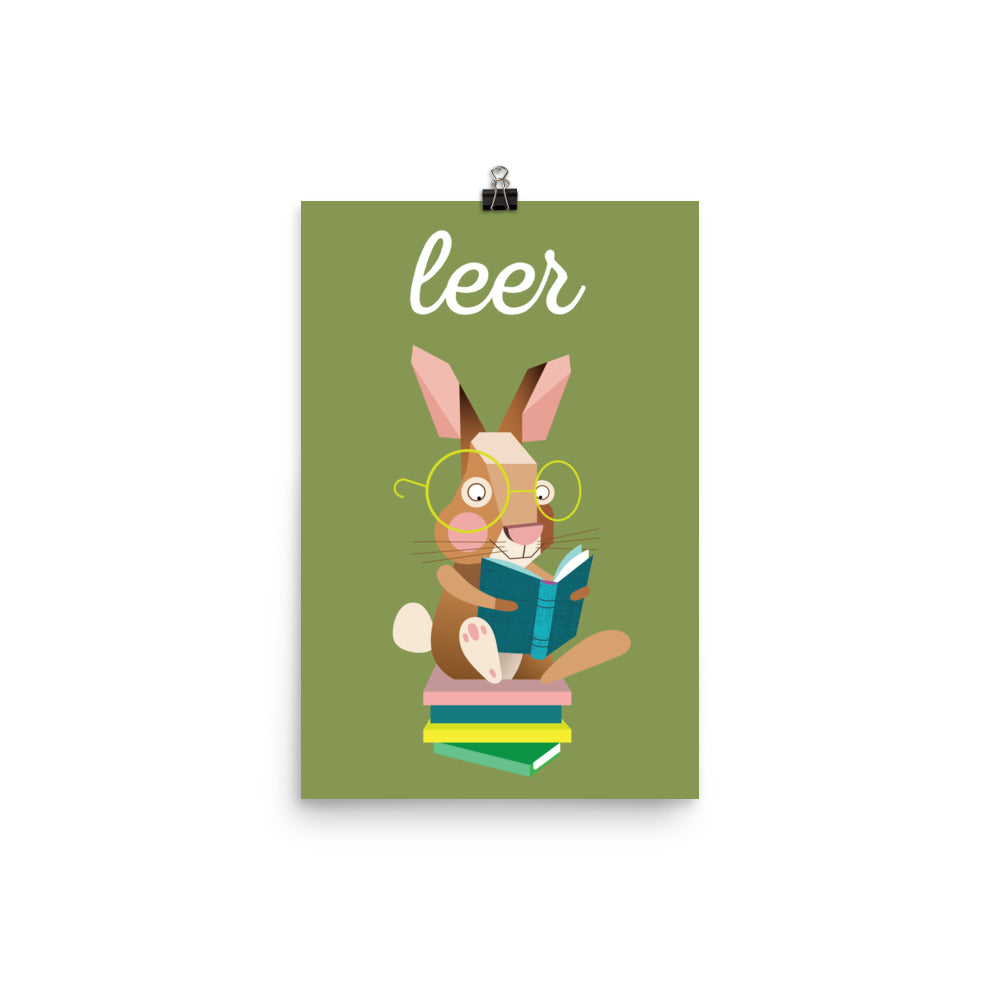 Reading Rabbit Art Print - Spanish